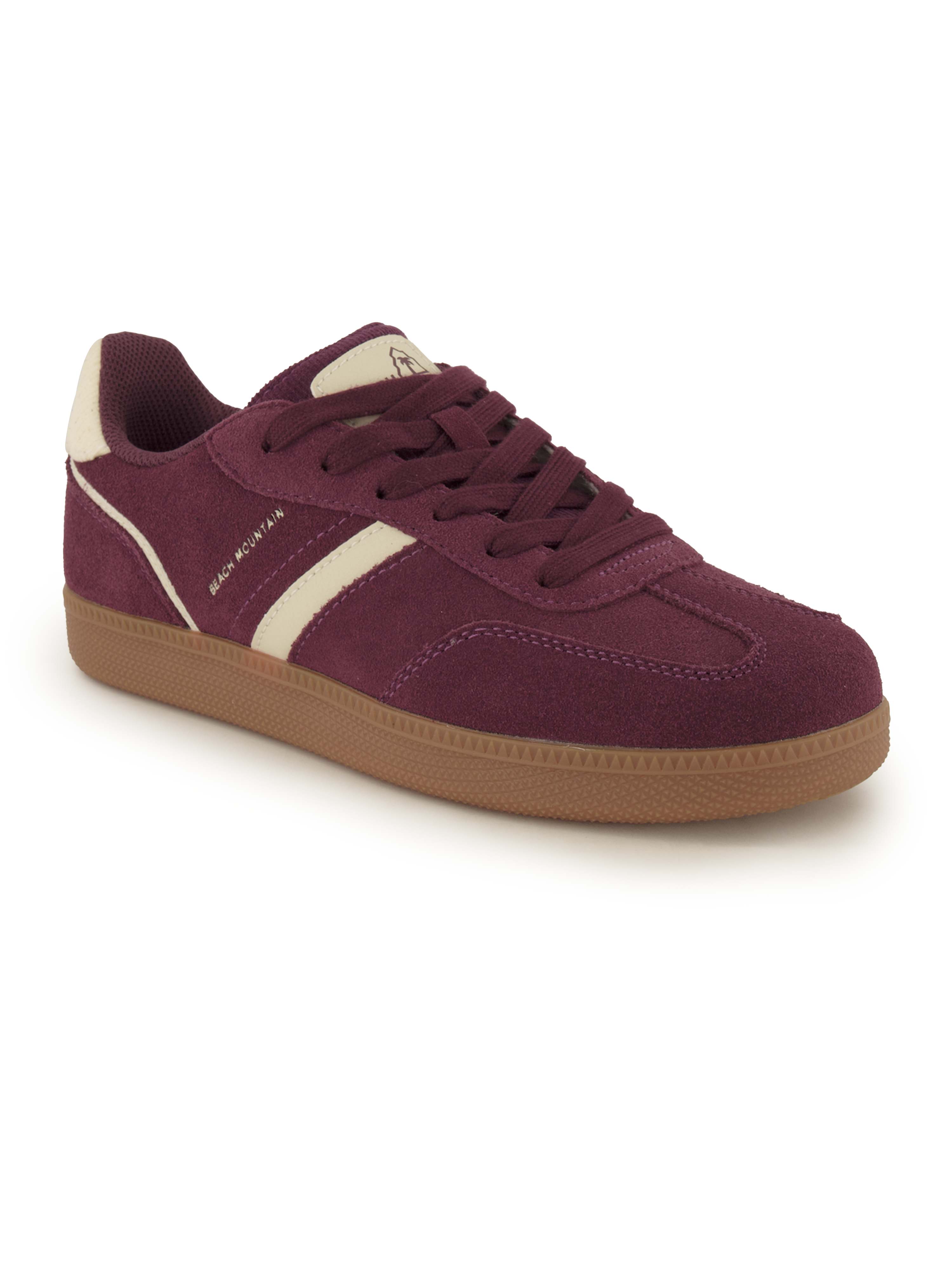 Beach Mountain, Sneaker