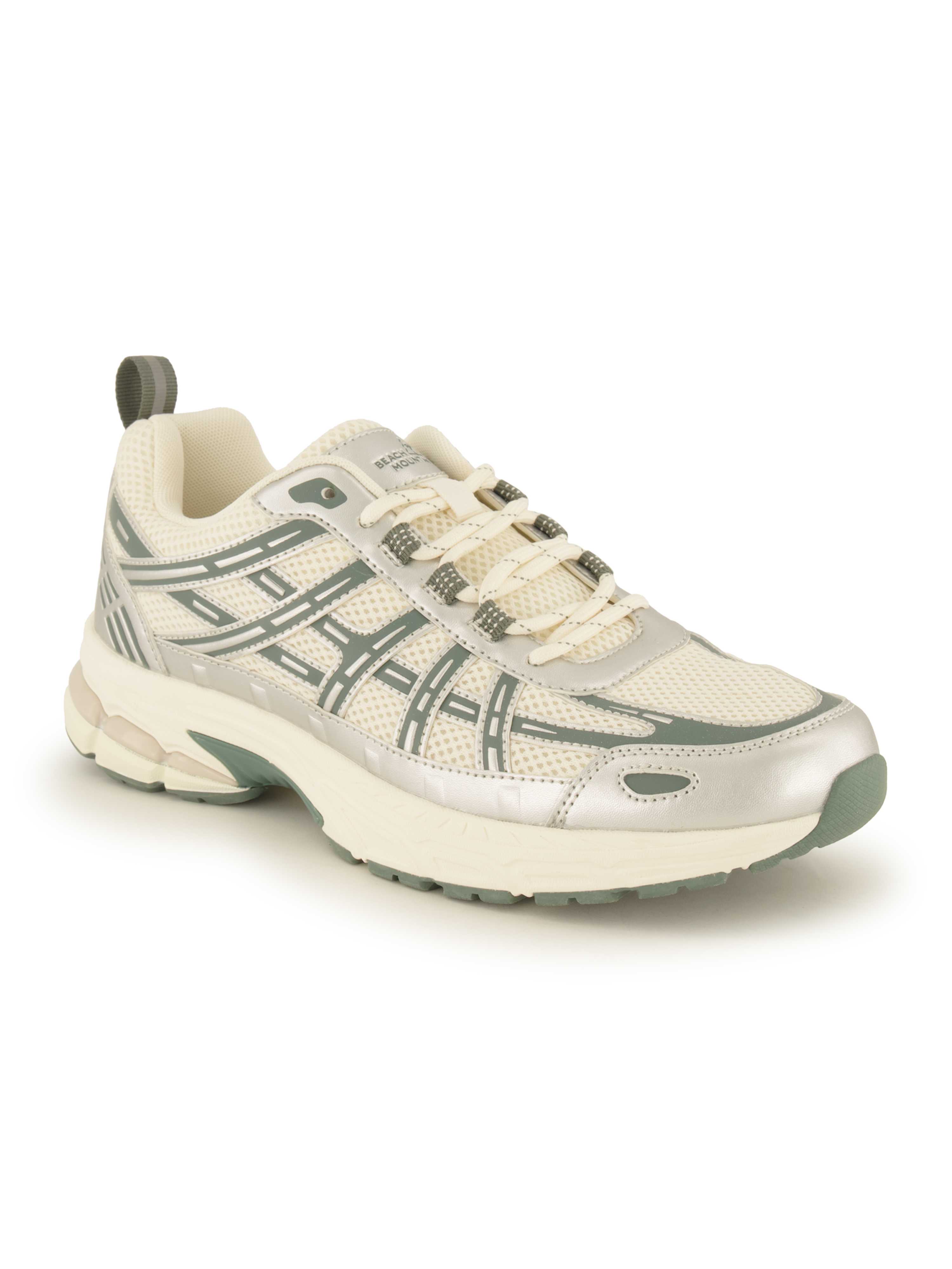 Beach Mountain, Sneaker